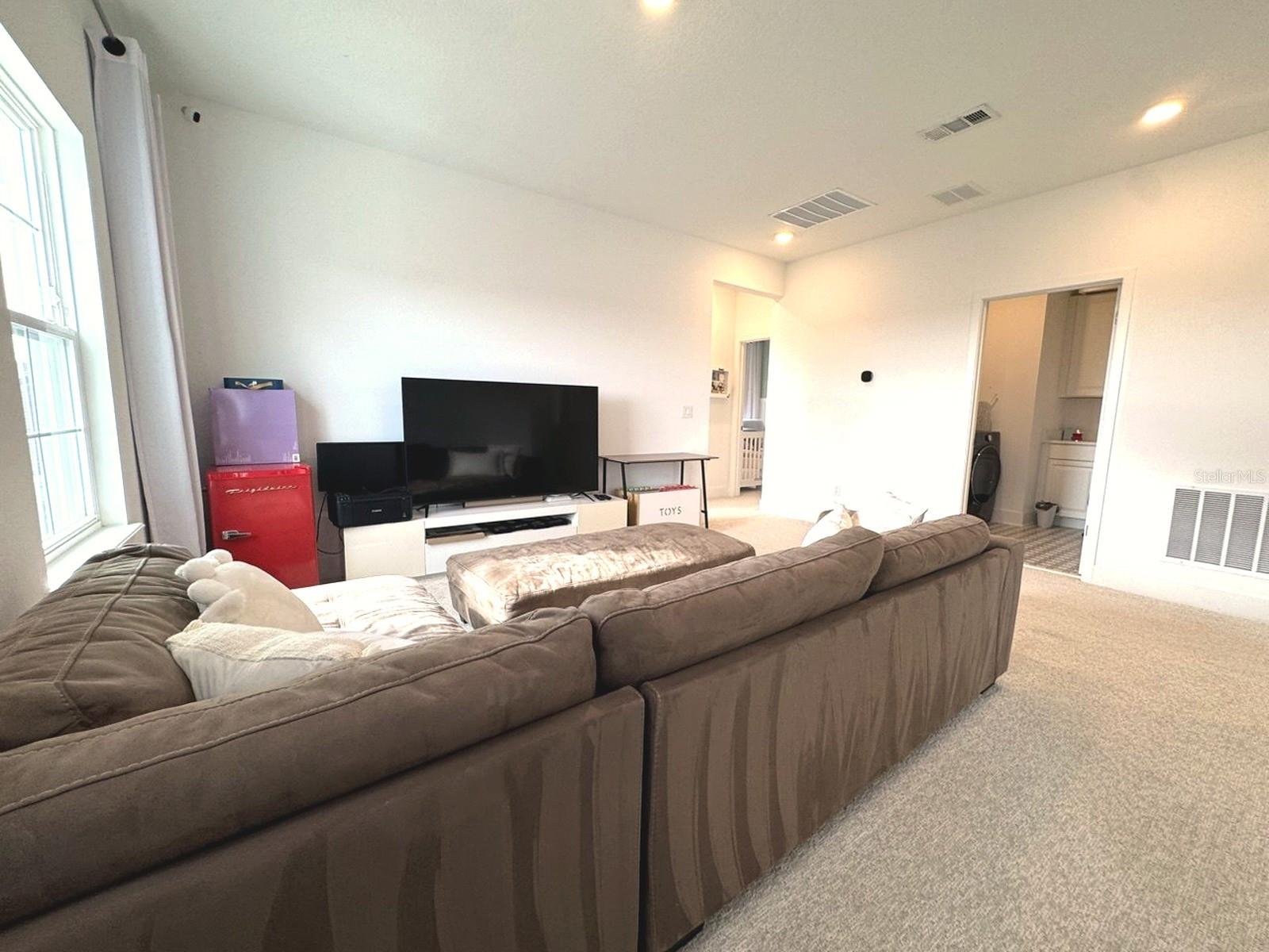 WINDING BAY PH 3 - Residential