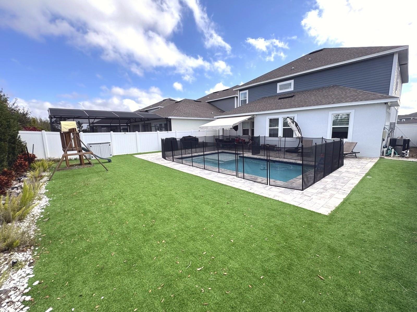 WINDING BAY PH 3 - Residential