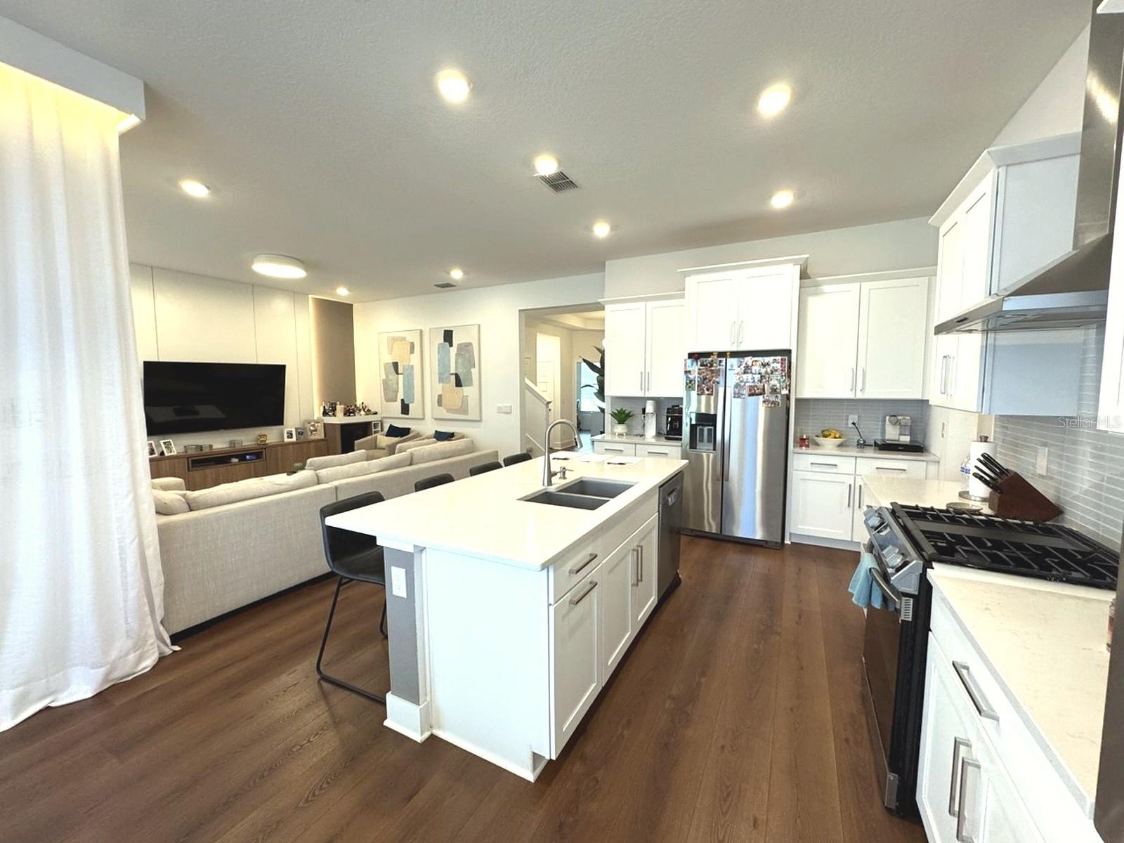 WINDING BAY PH 3 - Residential