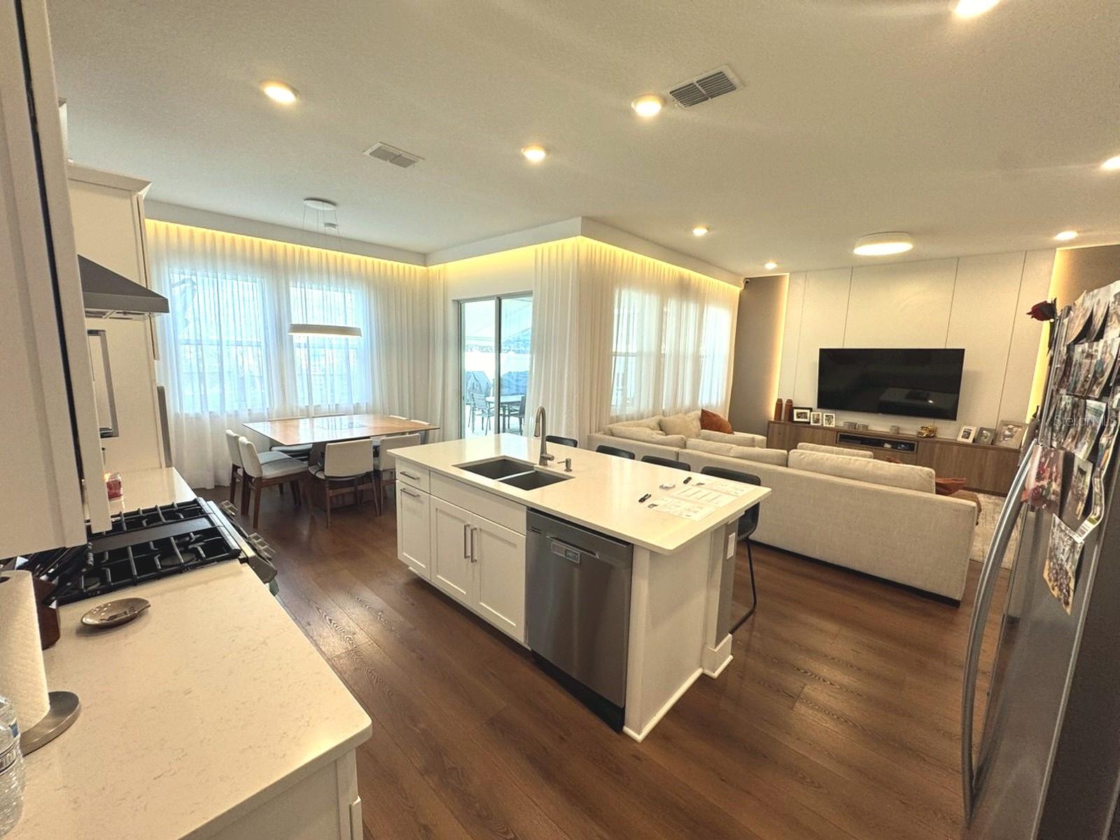 WINDING BAY PH 3 - Residential