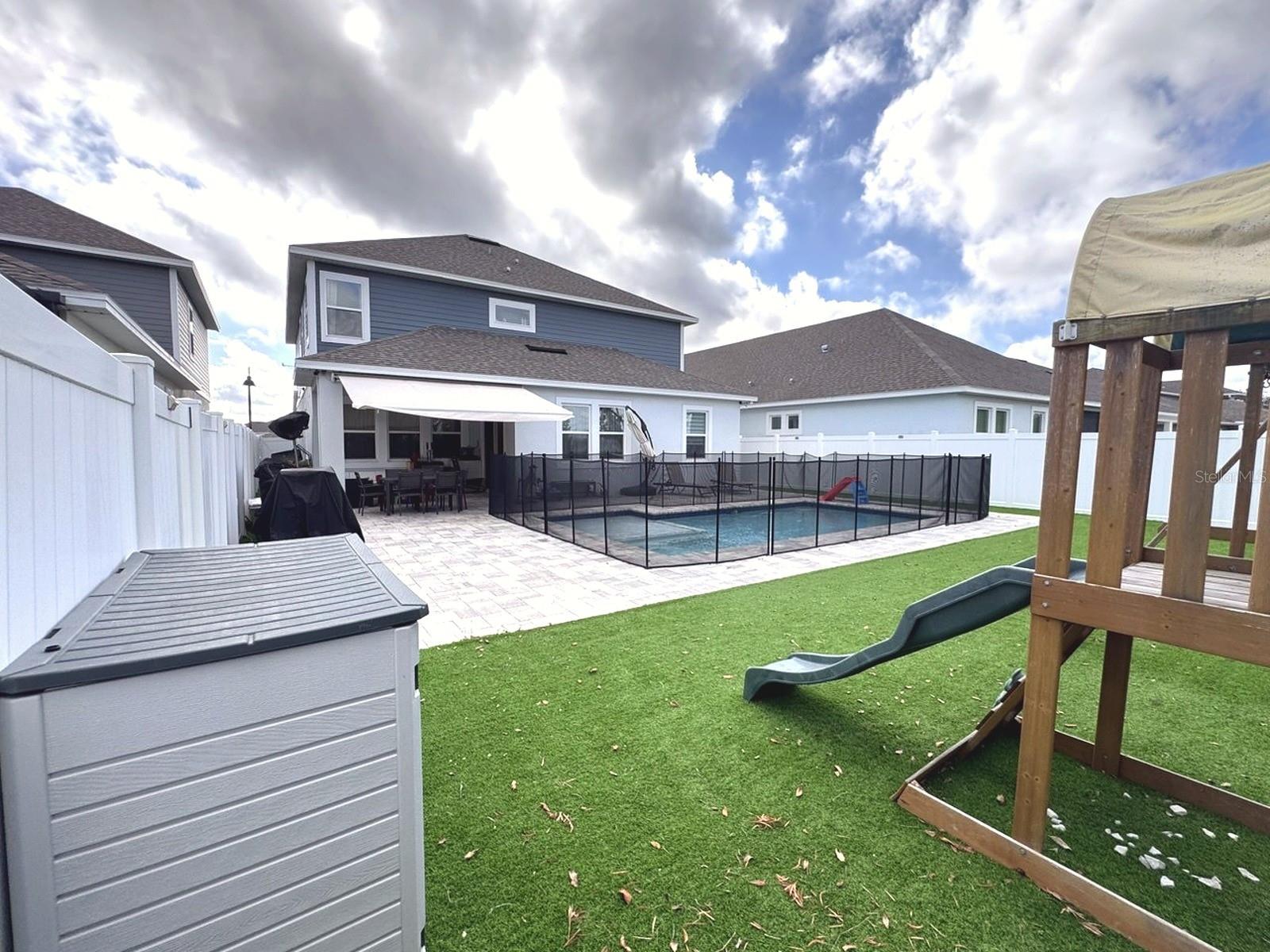 WINDING BAY PH 3 - Residential
