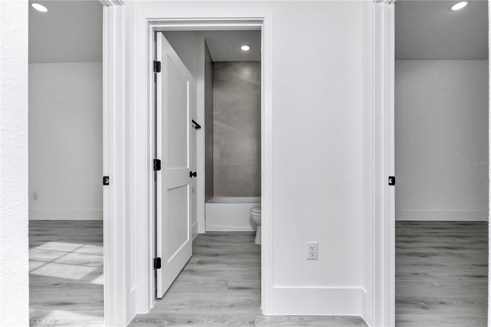 CITRUS SPGS UNIT 26 - Residential