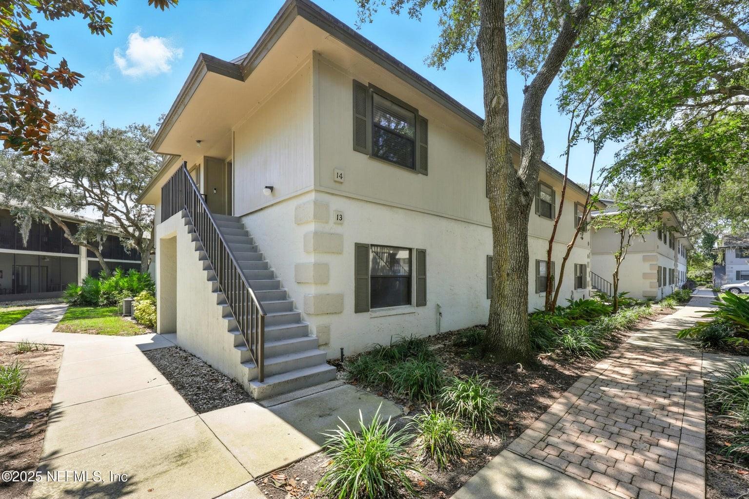 CONQUISTADOR APTS/ST AUGUSTNE - Residential