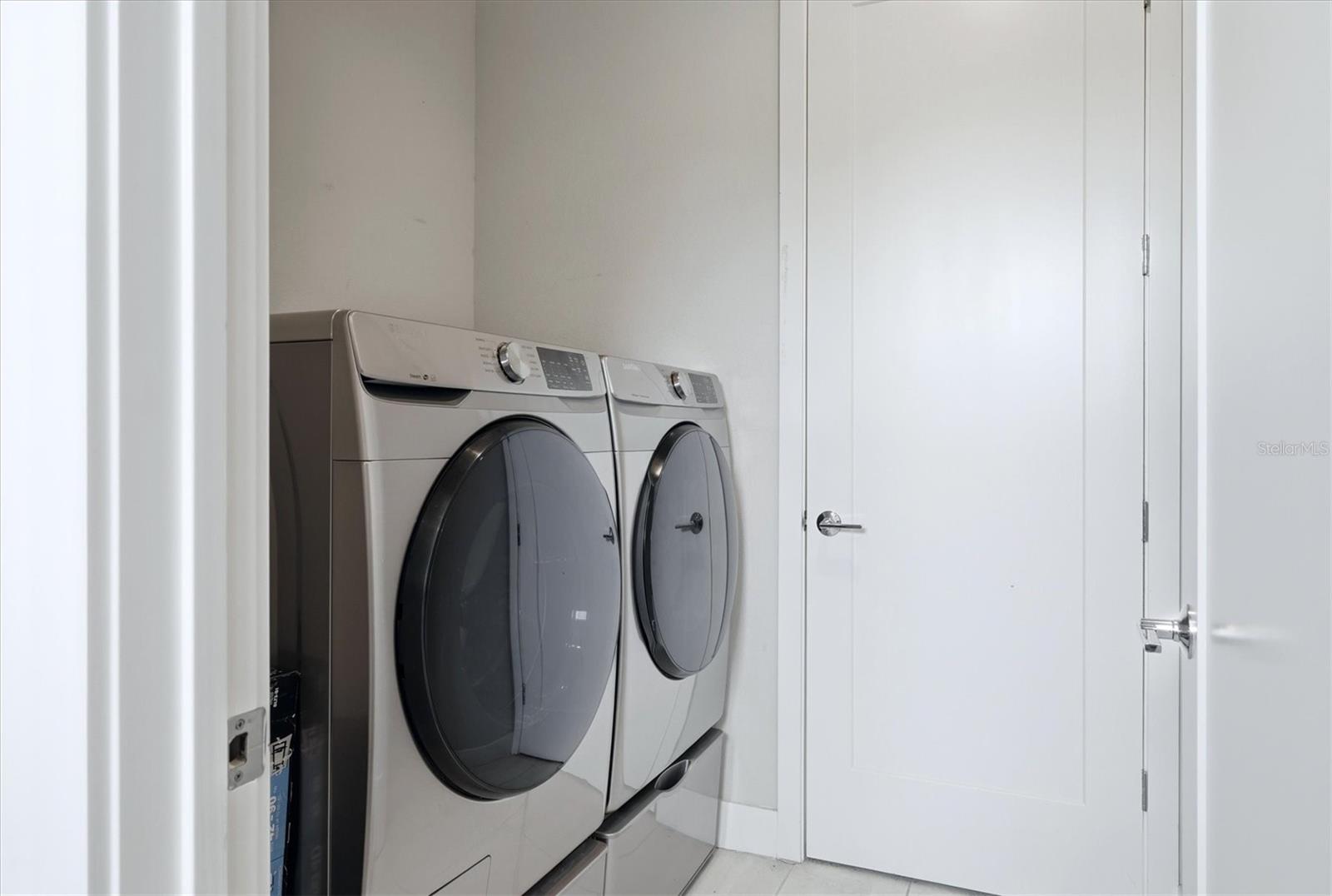 UPTOWN KENWOOD - Residential
