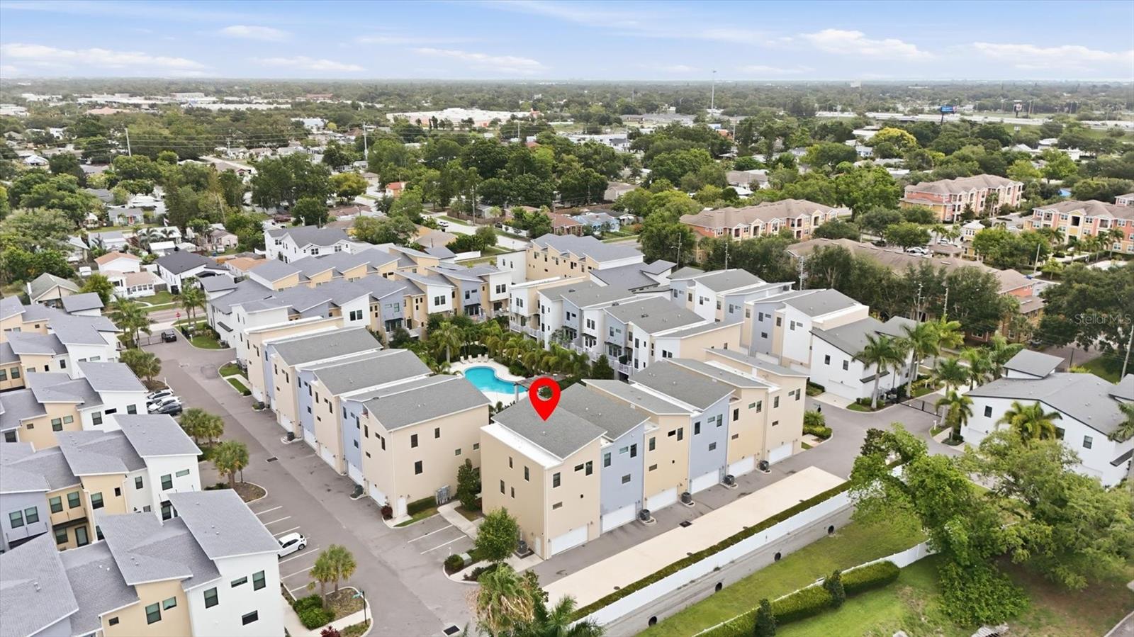 UPTOWN KENWOOD - Residential