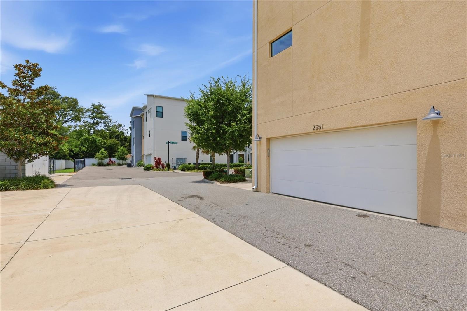 UPTOWN KENWOOD - Residential