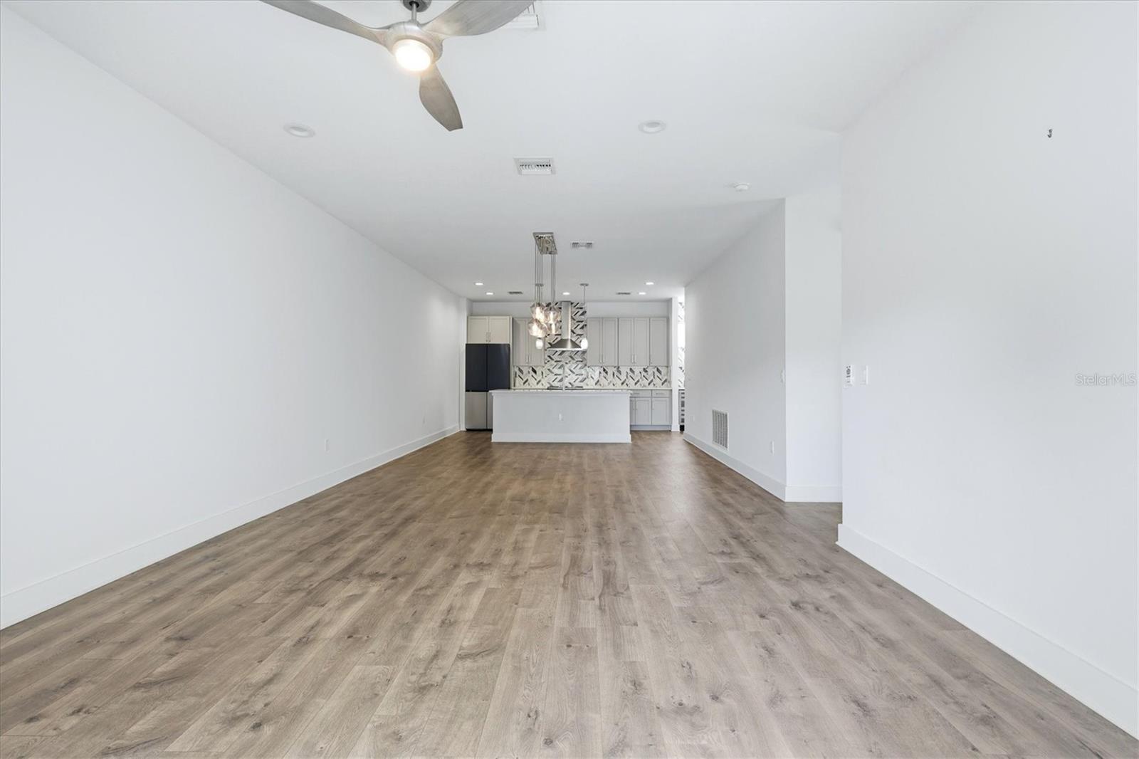 UPTOWN KENWOOD - Residential