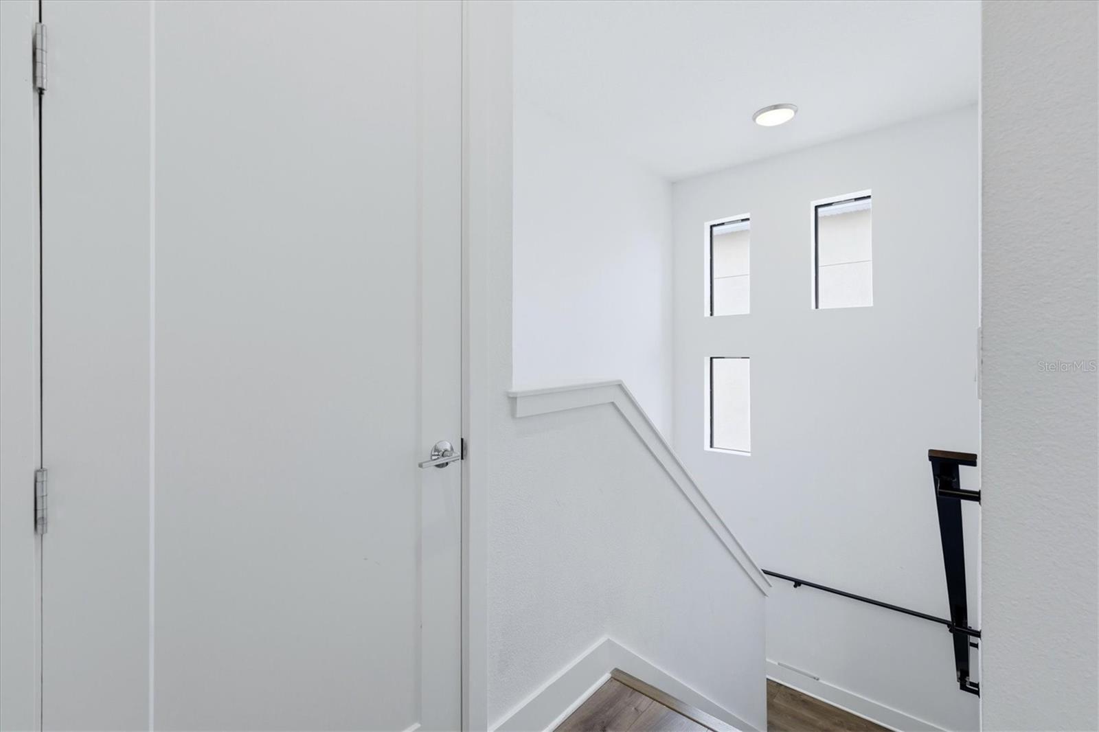 UPTOWN KENWOOD - Residential