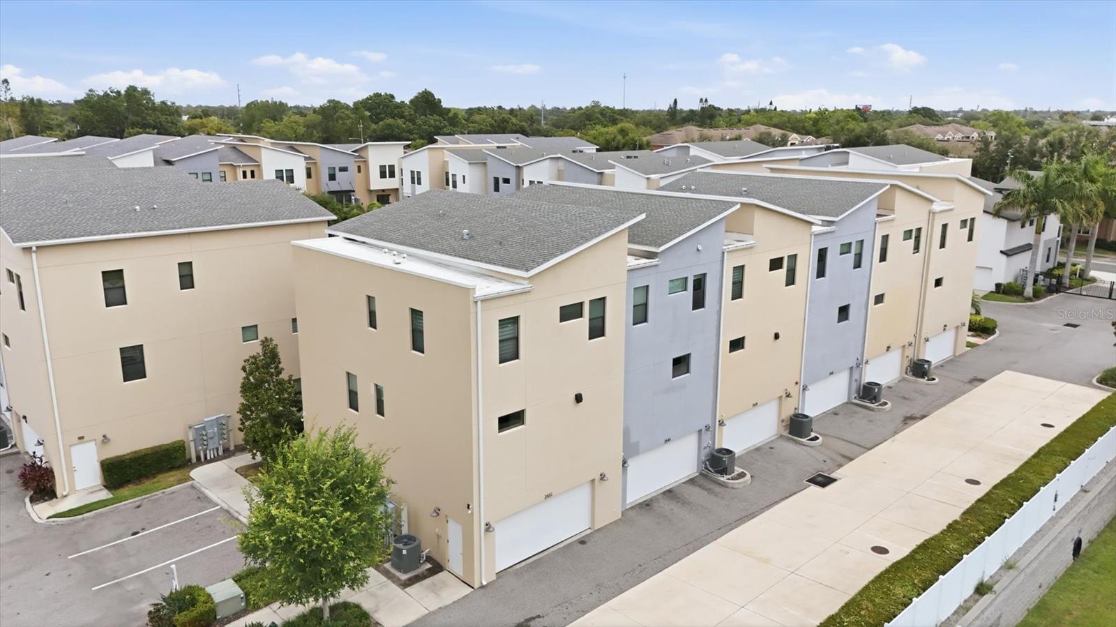UPTOWN KENWOOD - Residential