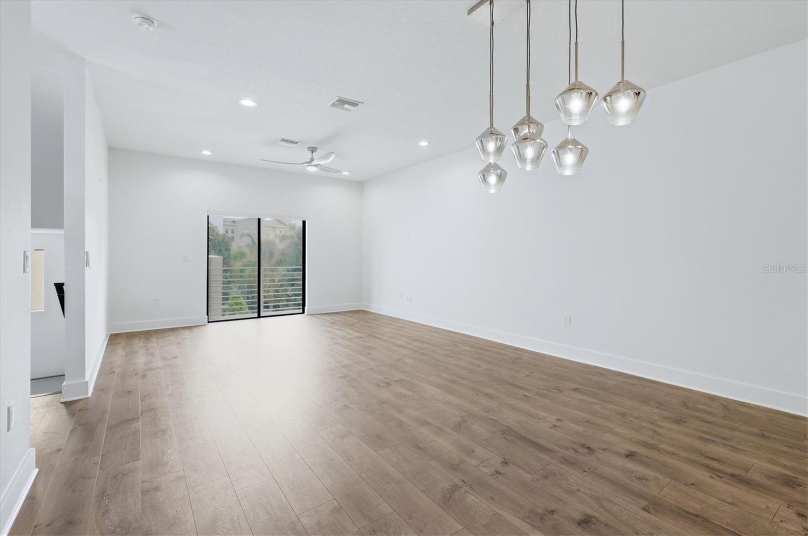 UPTOWN KENWOOD - Residential