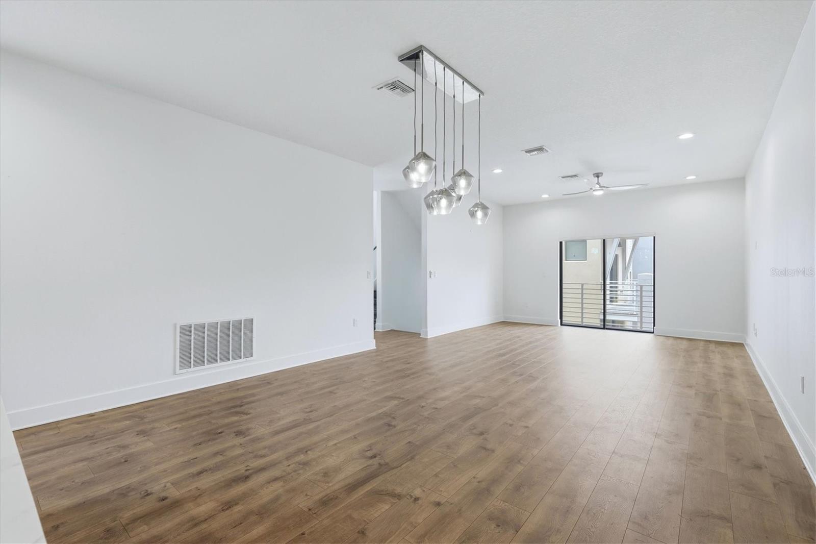 UPTOWN KENWOOD - Residential