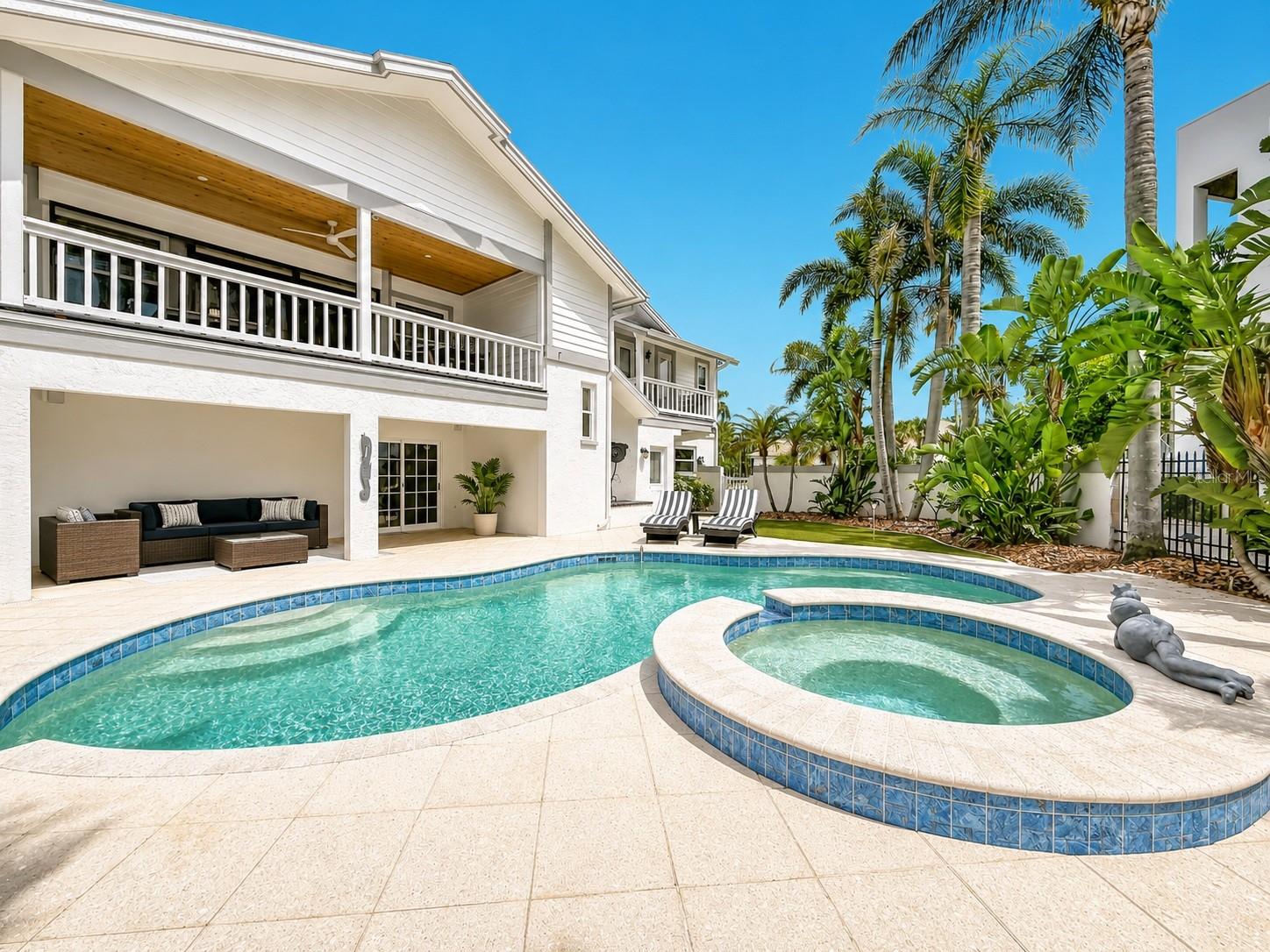 TIERRA VERDE UNIT 1 4TH REP - Residential