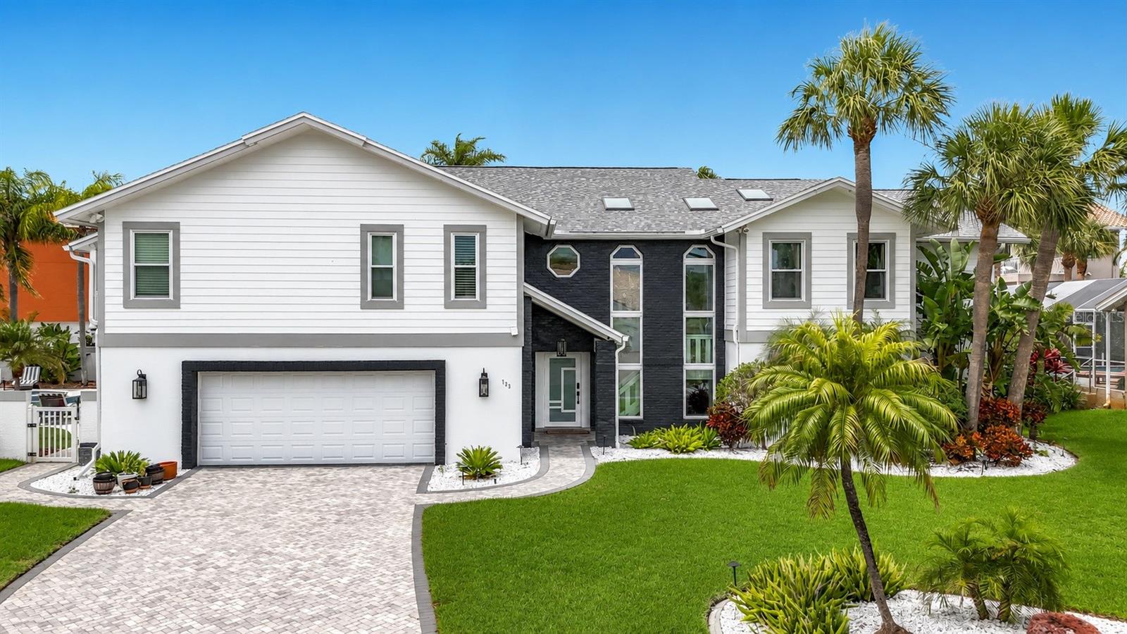 TIERRA VERDE UNIT 1 4TH REP - Residential