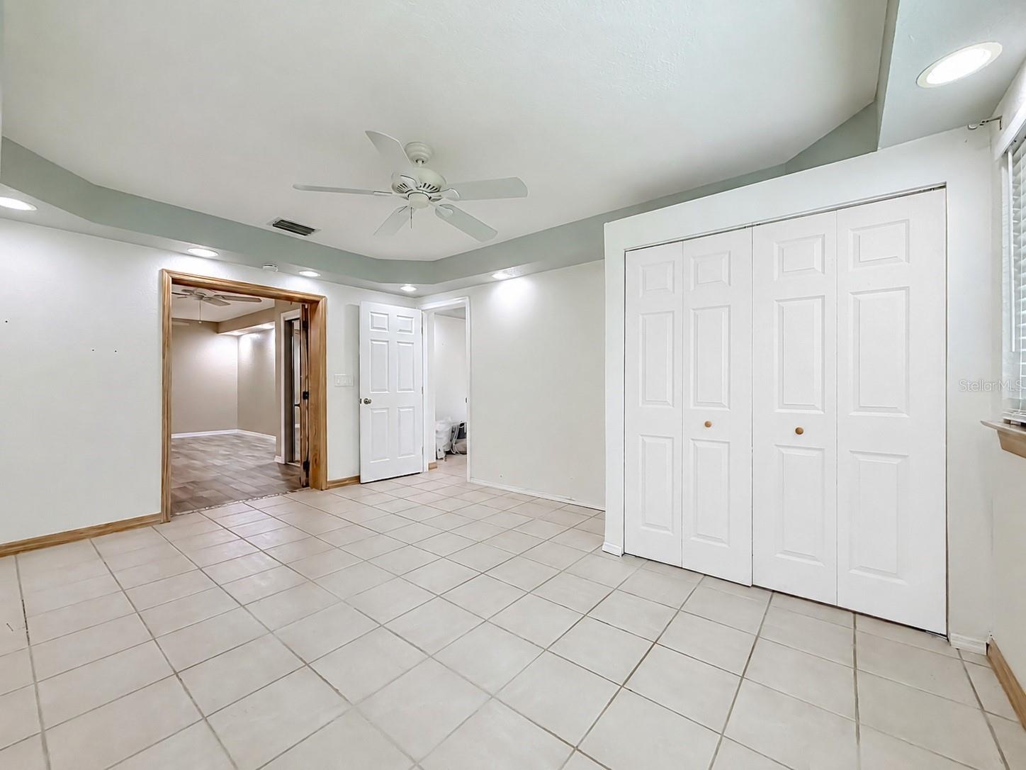 TIERRA VERDE UNIT 1 4TH REP - Residential