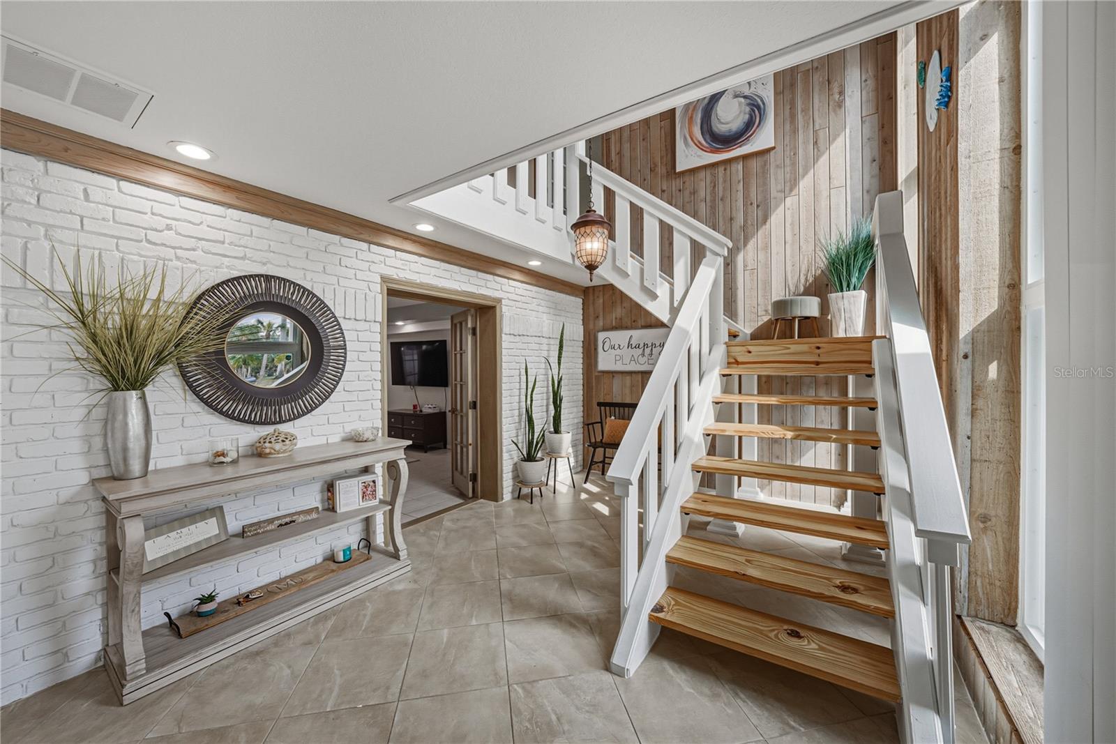 TIERRA VERDE UNIT 1 4TH REP - Residential