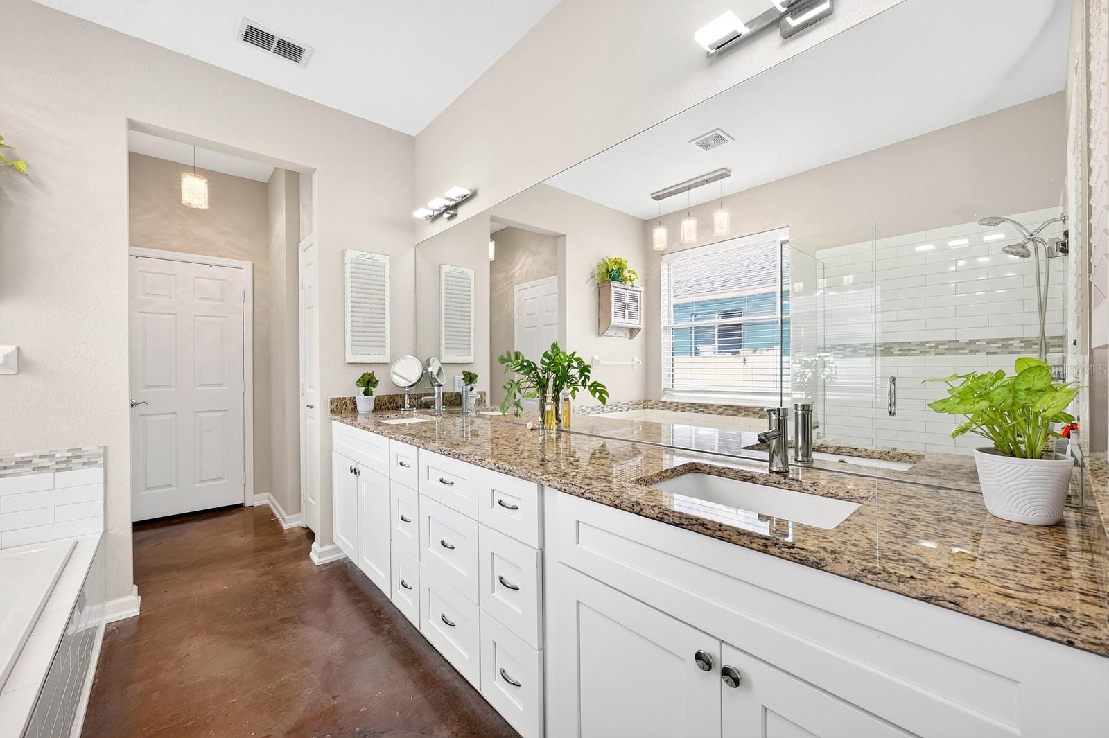 SPRING ISLE - Residential