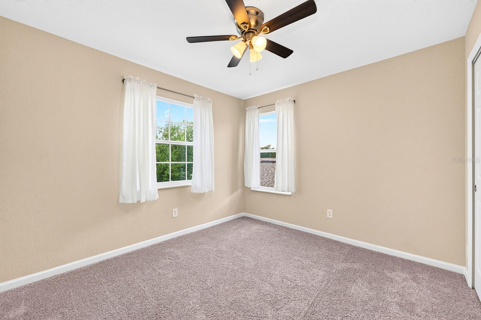 SPRING ISLE - Residential