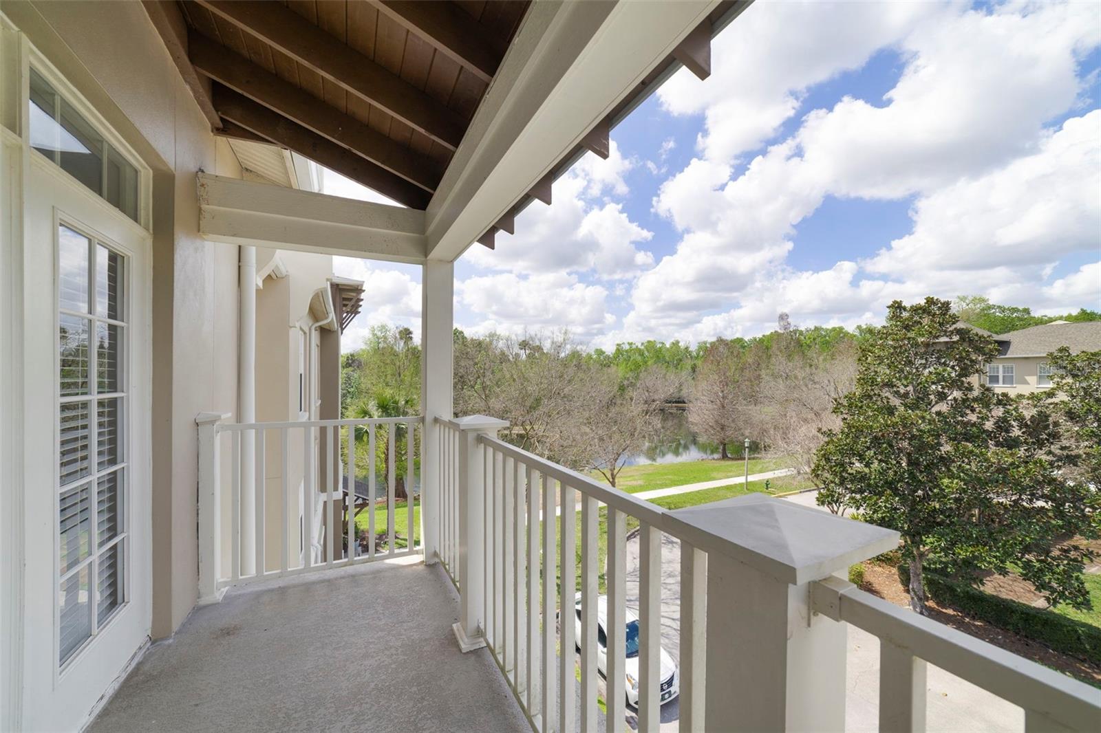 ARTISAN CLUB CONDO PH 2 - Residential