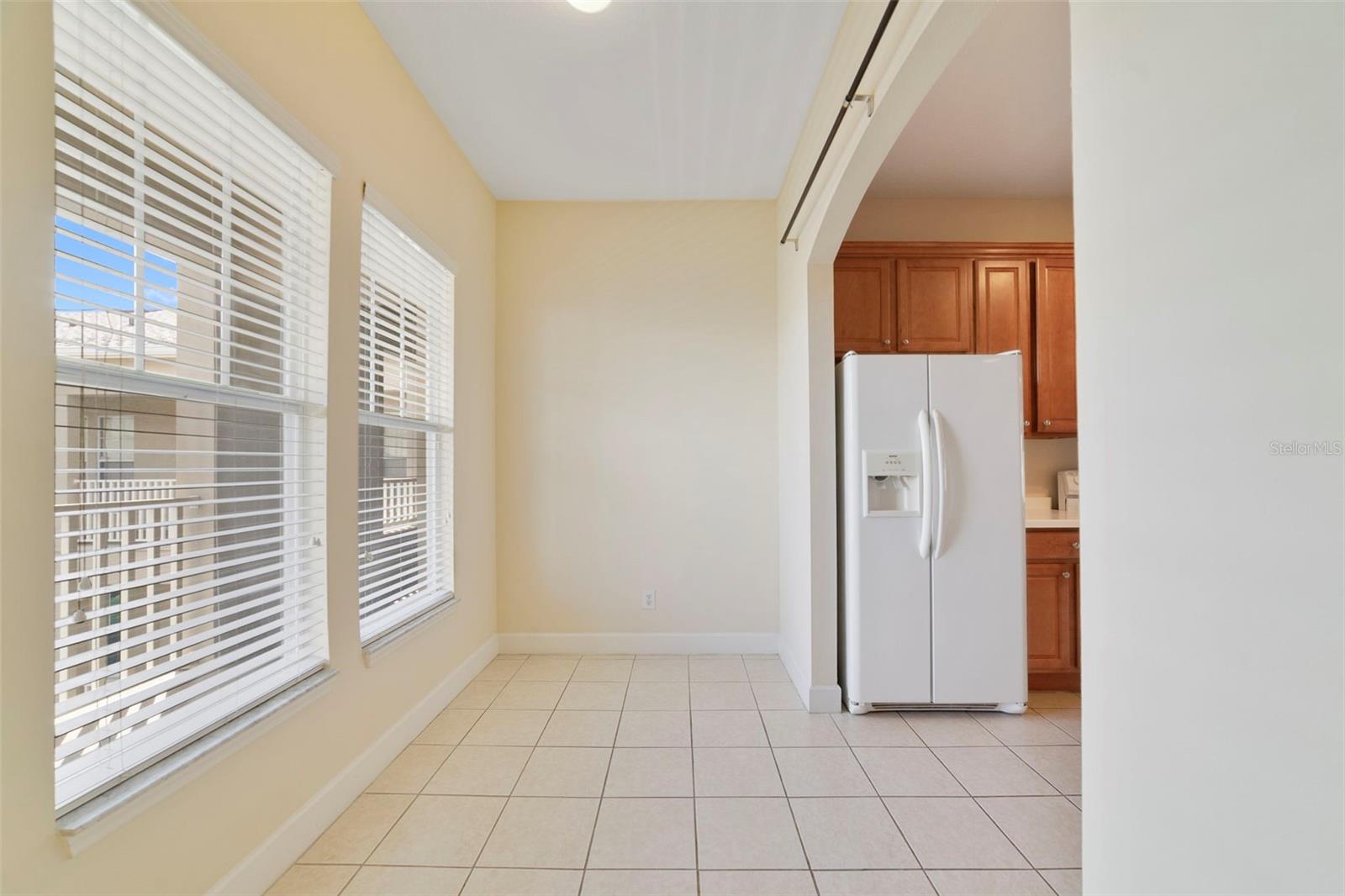 ARTISAN CLUB CONDO PH 2 - Residential