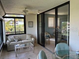 PLAYERS CLUB IV - Residential