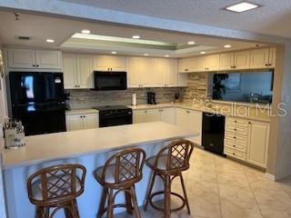 PLAYERS CLUB IV - Residential