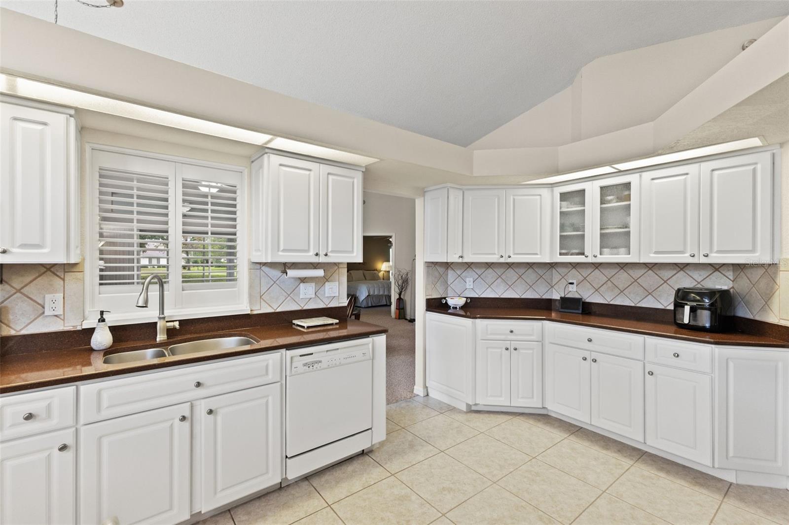 GLEN HILLS VILLAGE - Residential