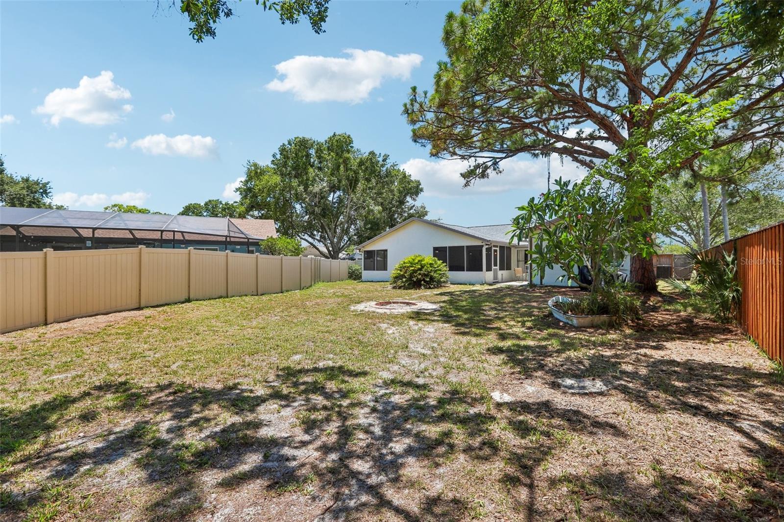 BAY PORT COLONY PH III UN 2-A - Residential