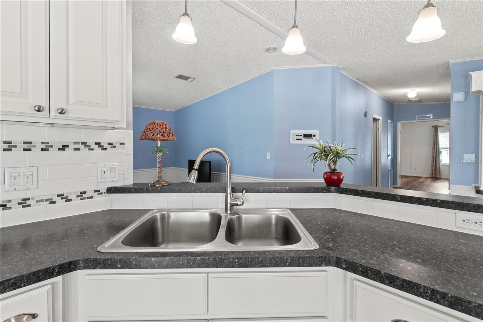 RIDGEWOOD OAKS PH II & III - Residential