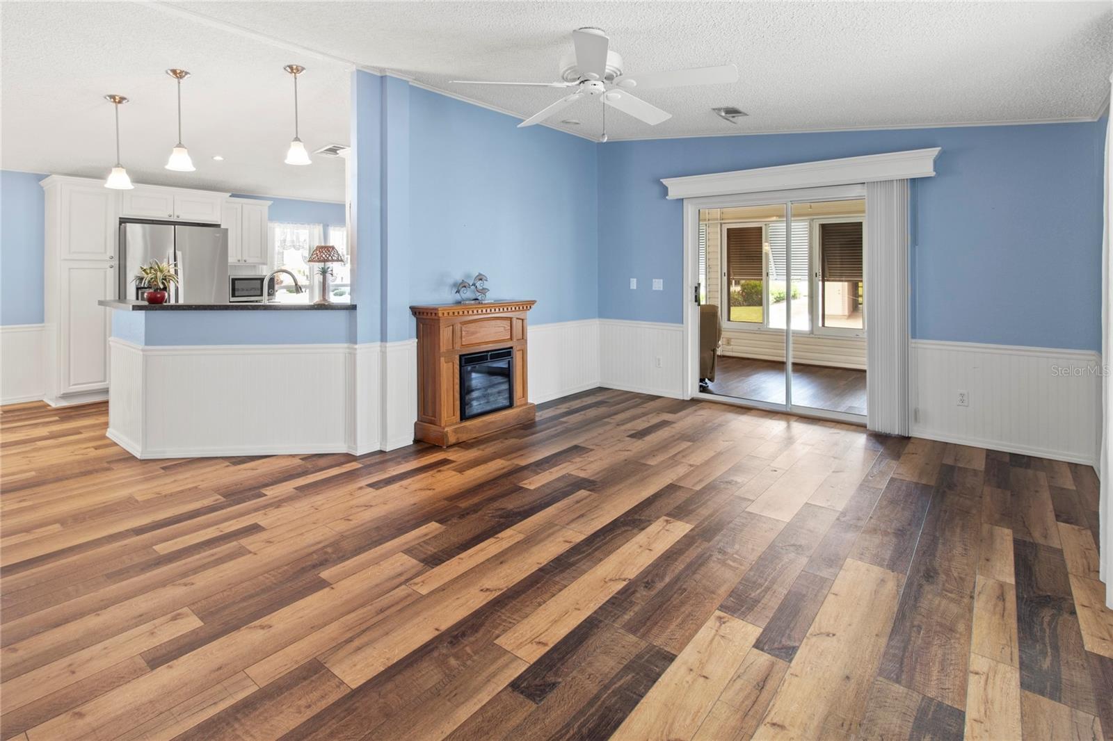 RIDGEWOOD OAKS PH II & III - Residential