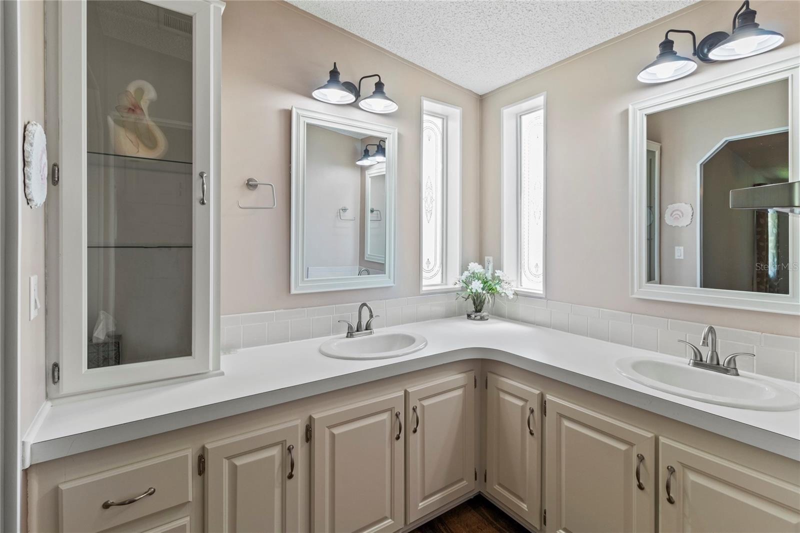 RIDGEWOOD OAKS PH II & III - Residential