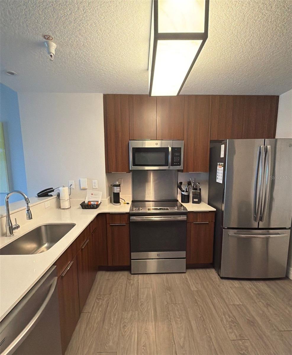 GROVE RESIDENCE & SPA HOTEL CONDO II - Residential
