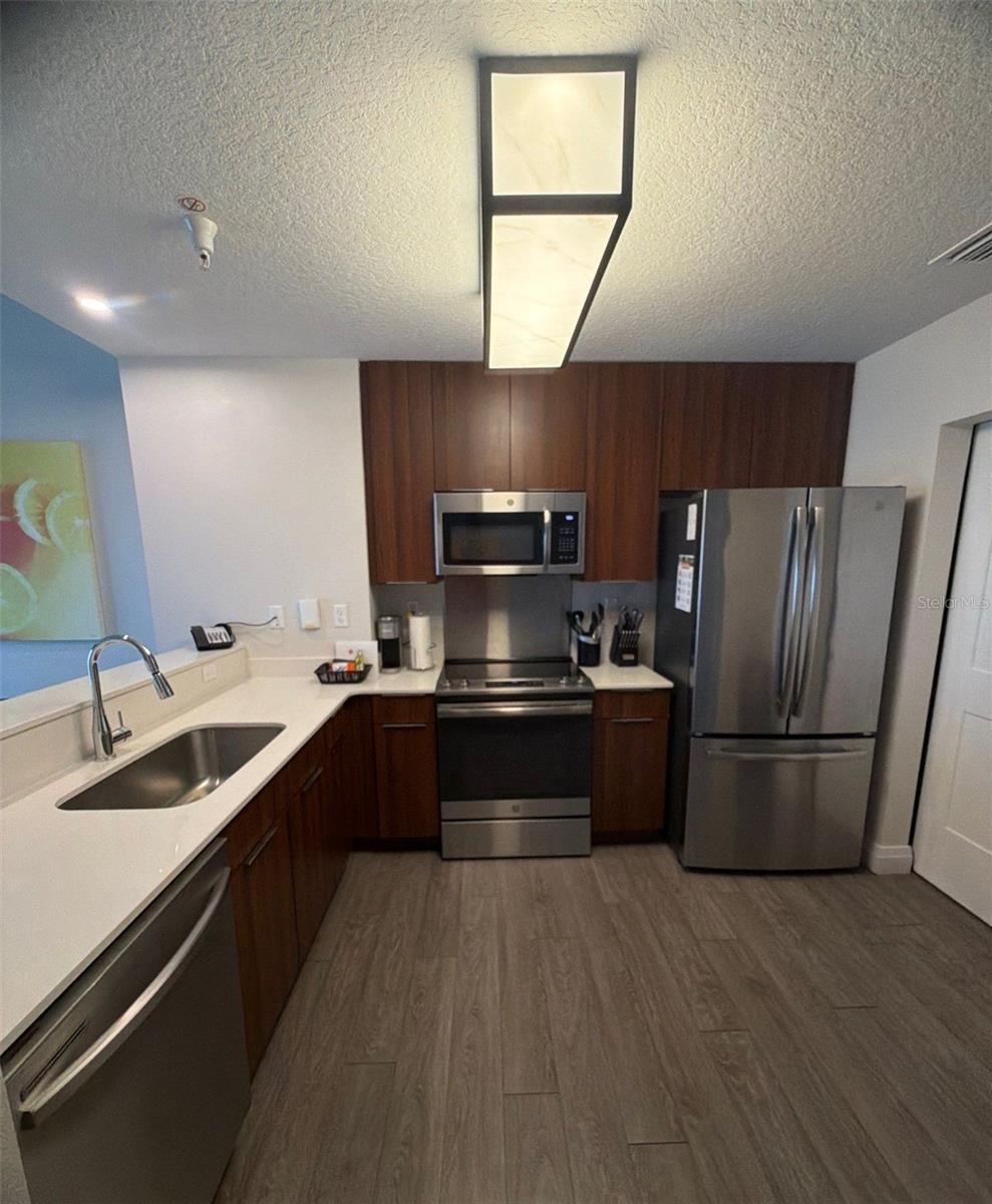 GROVE RESIDENCE & SPA HOTEL CONDO II - Residential