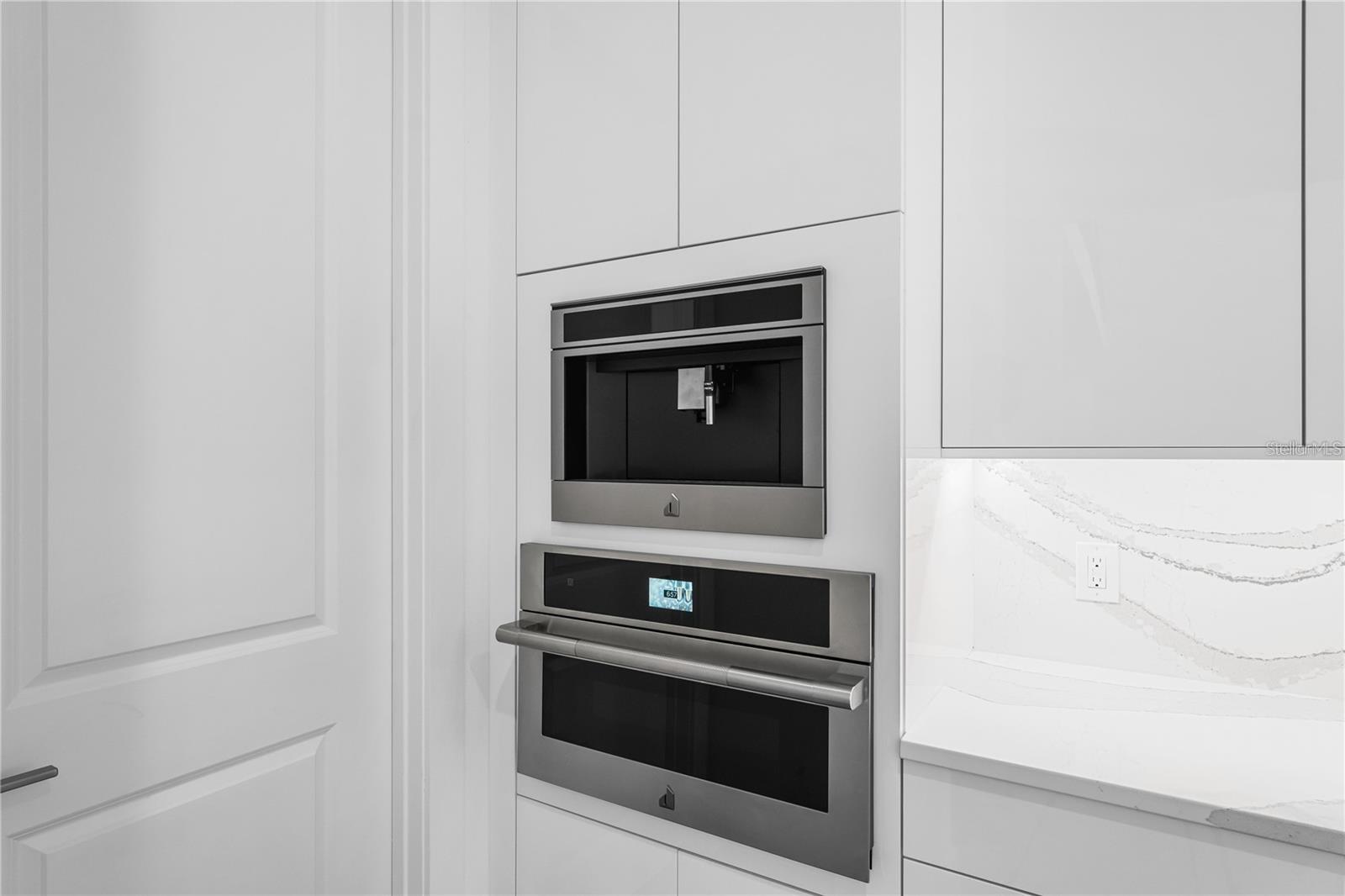 LAUREL POINTE PH 2 - Residential