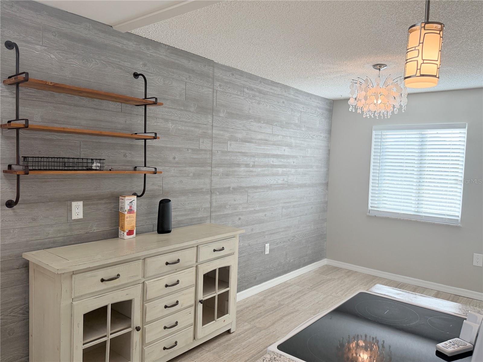 ASHWOOD CONDO - Residential Lease