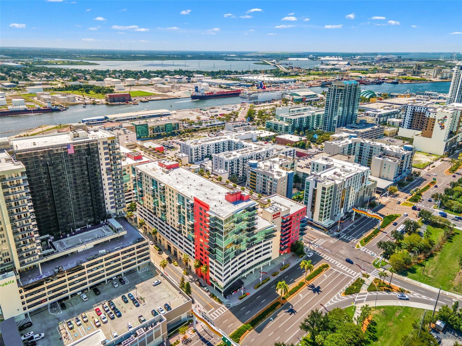 GRAND CENTRAL AT KENNEDY RESID - Residential