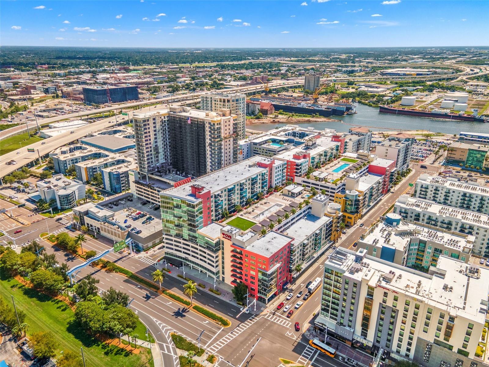 GRAND CENTRAL AT KENNEDY RESID - Residential