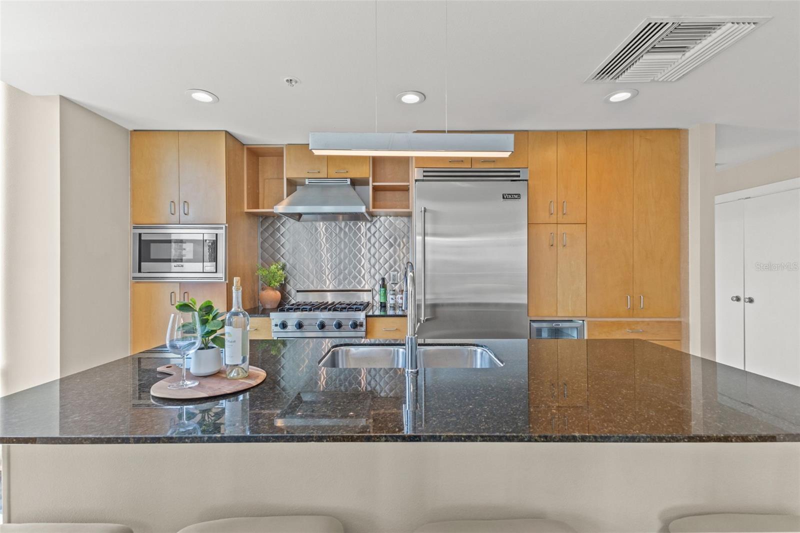 GRAND CENTRAL AT KENNEDY RESID - Residential