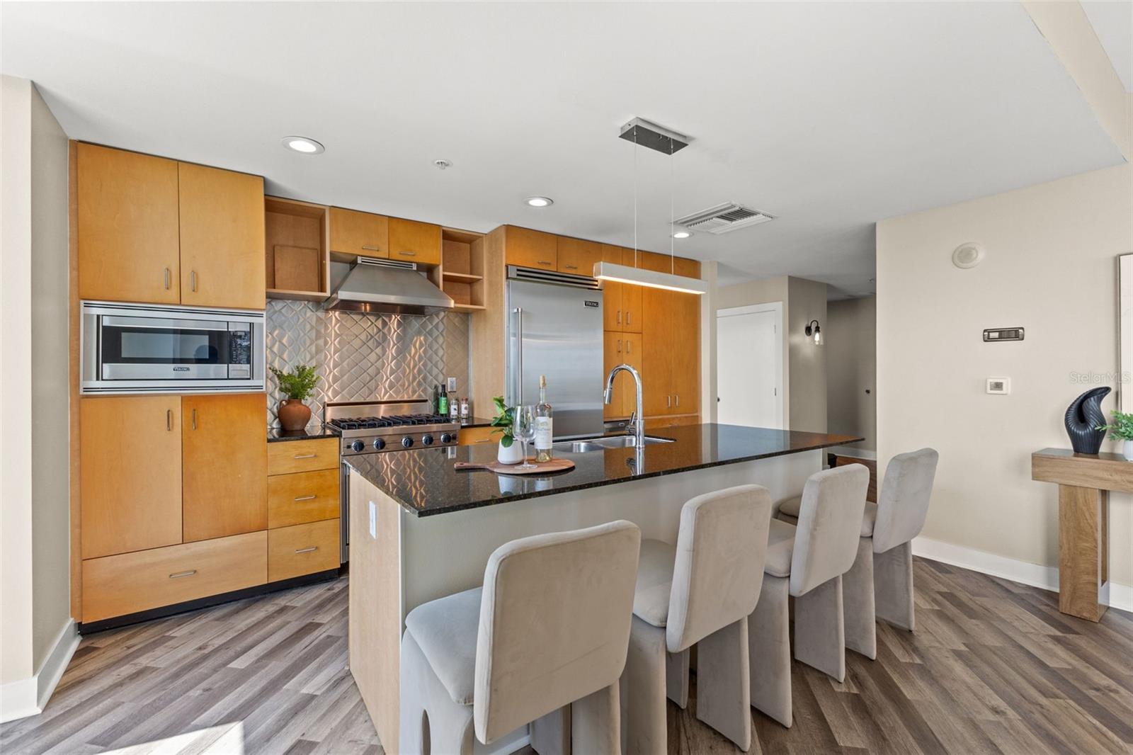 GRAND CENTRAL AT KENNEDY RESID - Residential