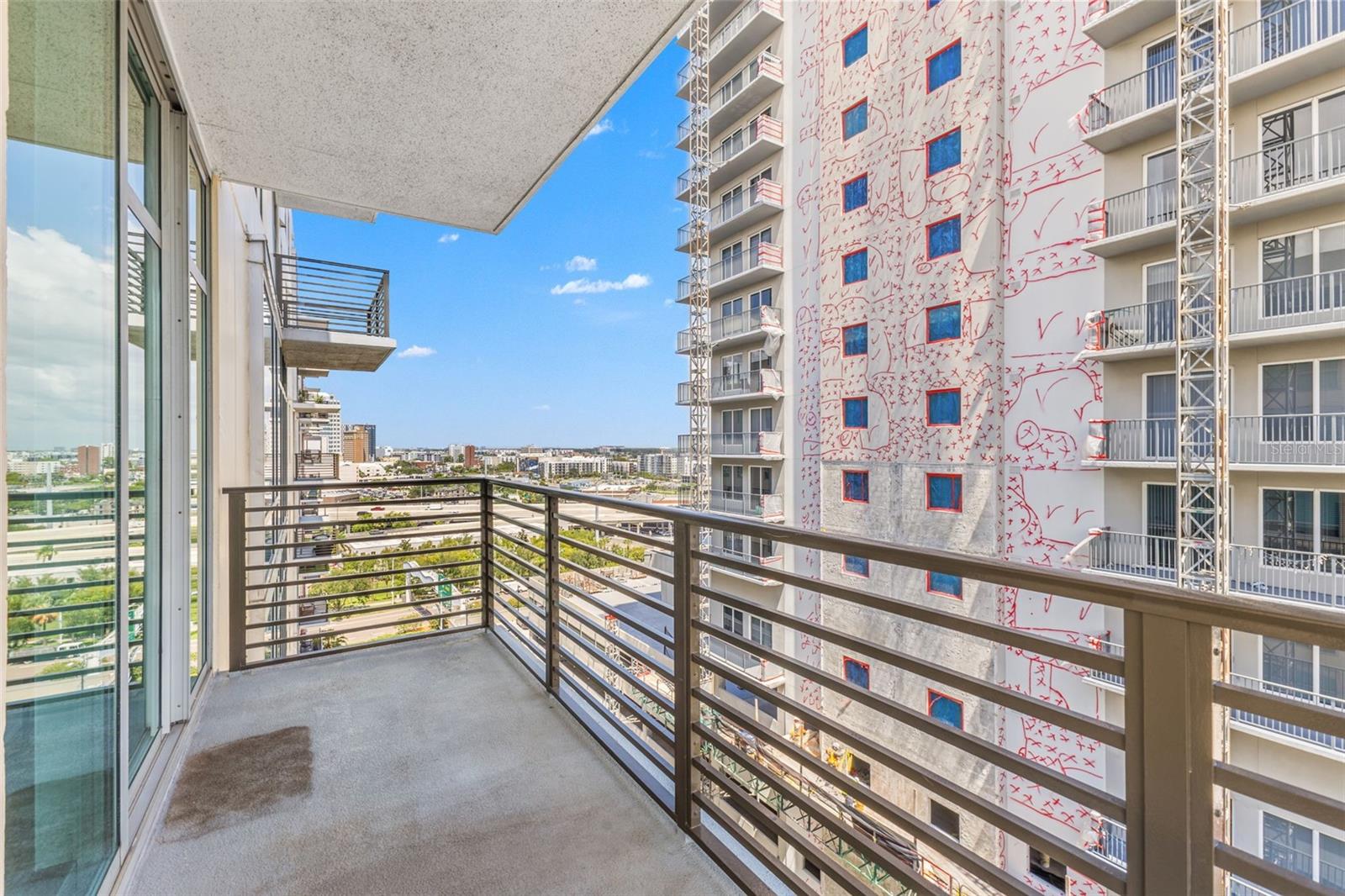 GRAND CENTRAL AT KENNEDY RESID - Residential