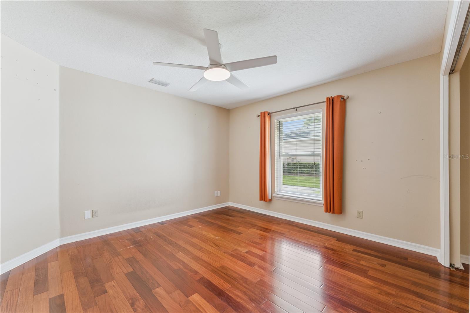 RIVERSBEND - Residential