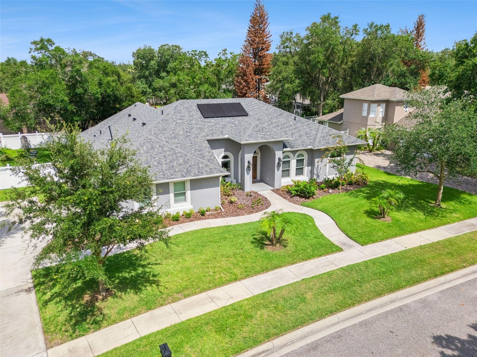 RIVERSBEND - Residential