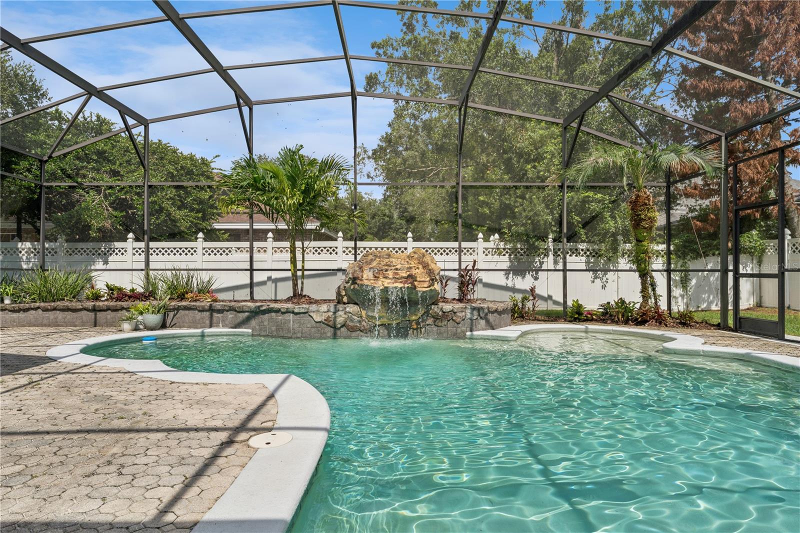 RIVERSBEND - Residential