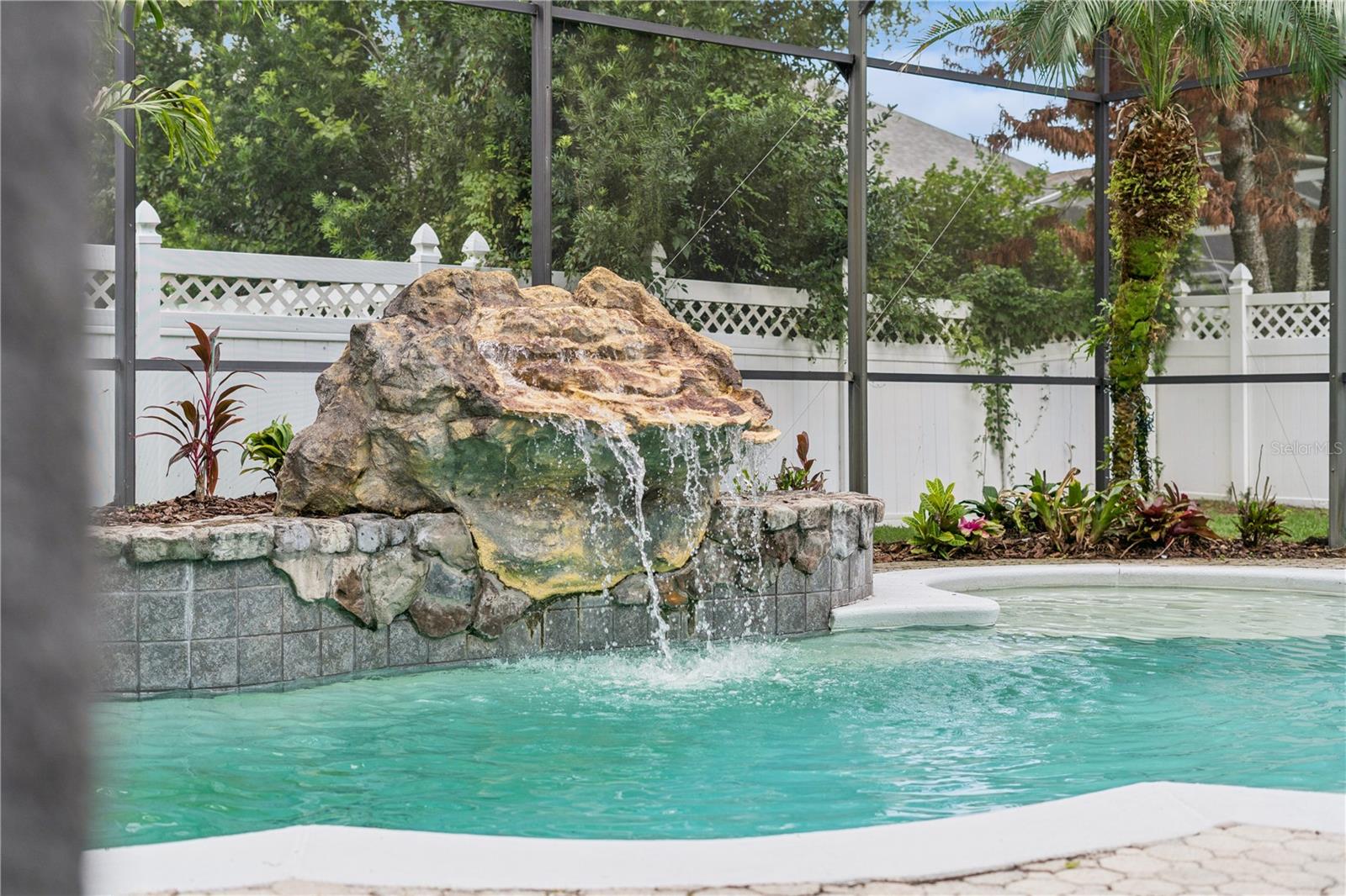 RIVERSBEND - Residential