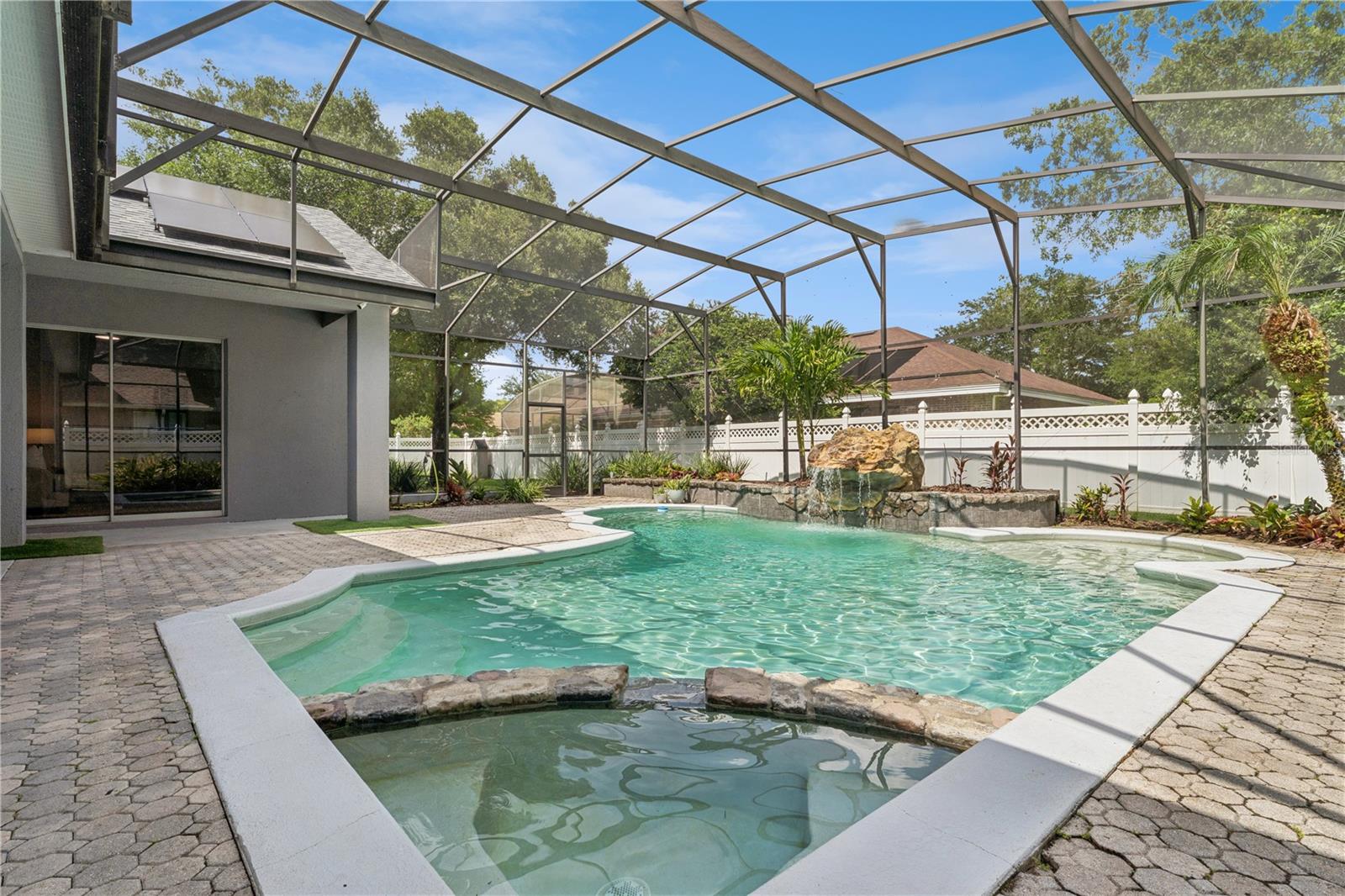 RIVERSBEND - Residential
