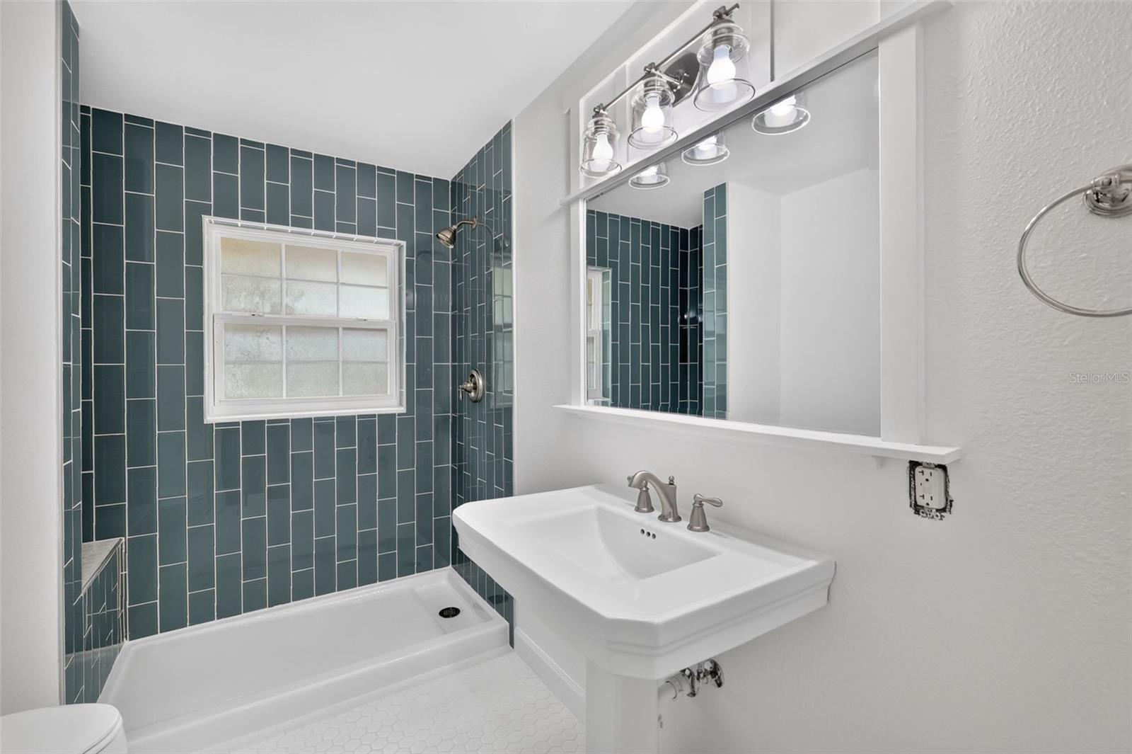 HUNTINGTON - Residential