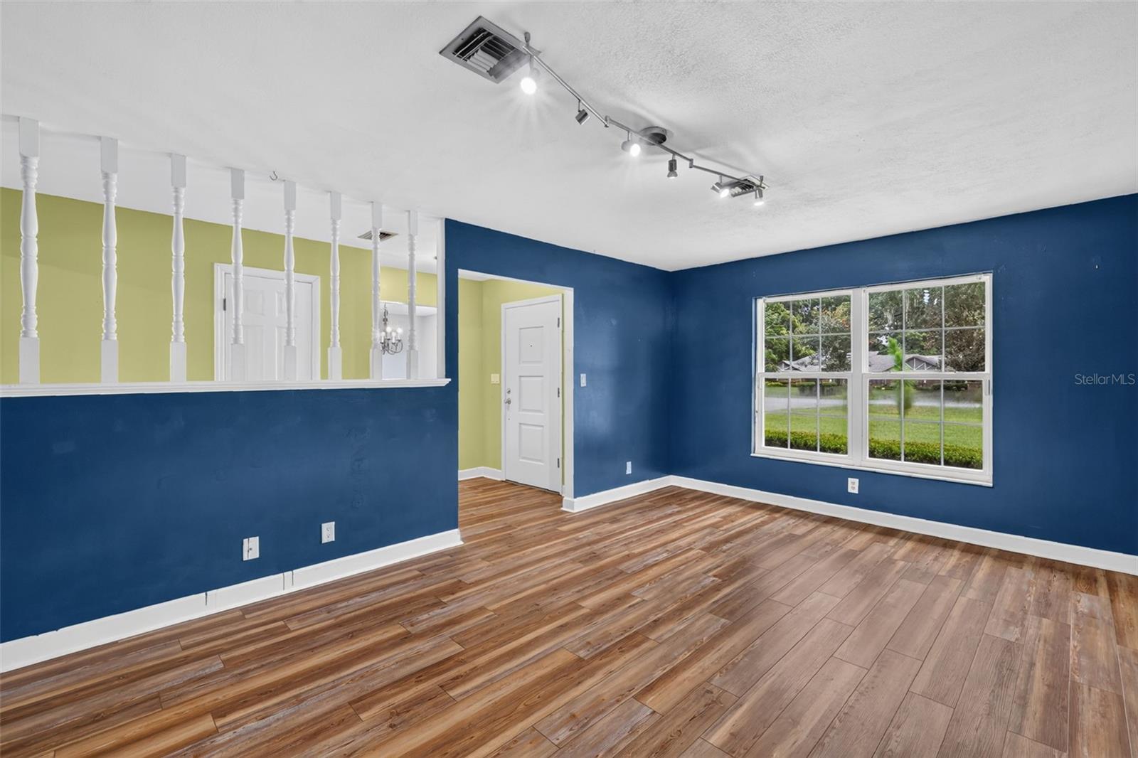 HUNTINGTON - Residential