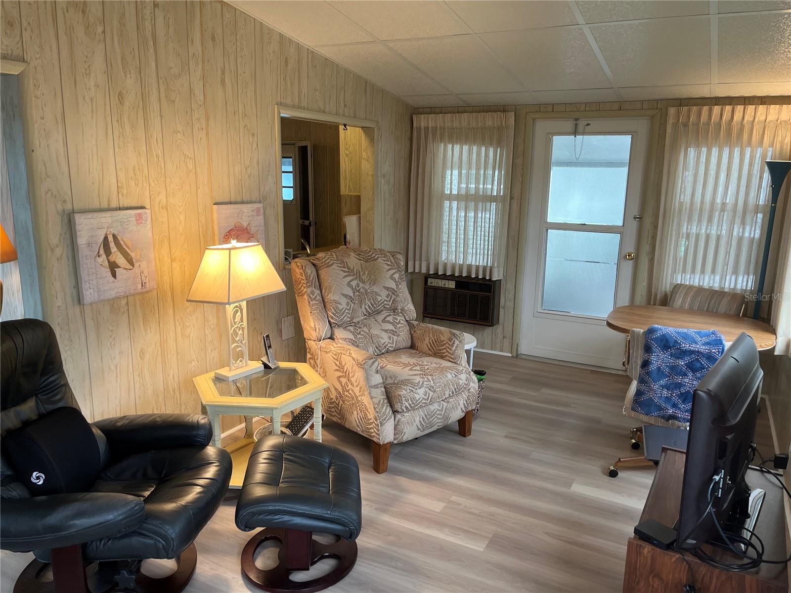 VENICE ISLE - Residential