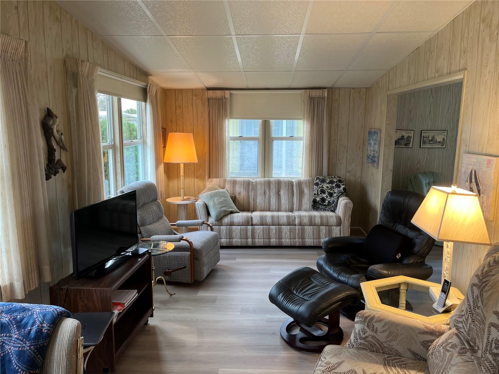 VENICE ISLE - Residential