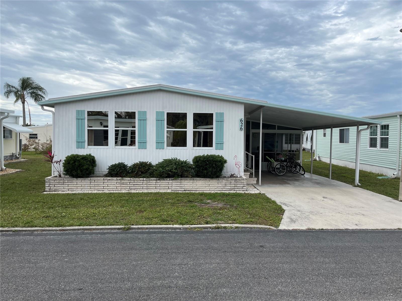 VENICE ISLE - Residential
