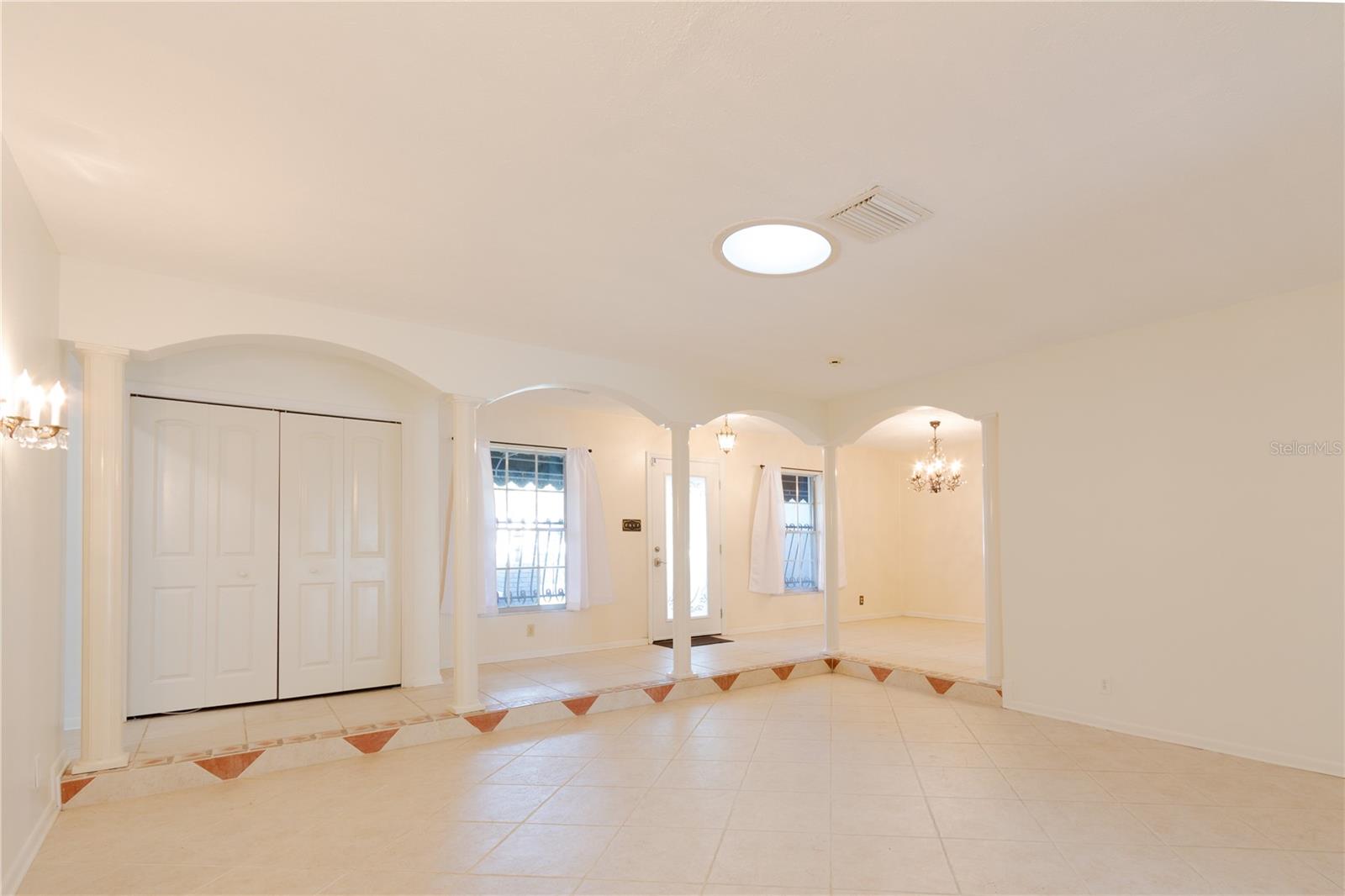 TEMPLE TERRACE HILLS UNIT 2 - Residential